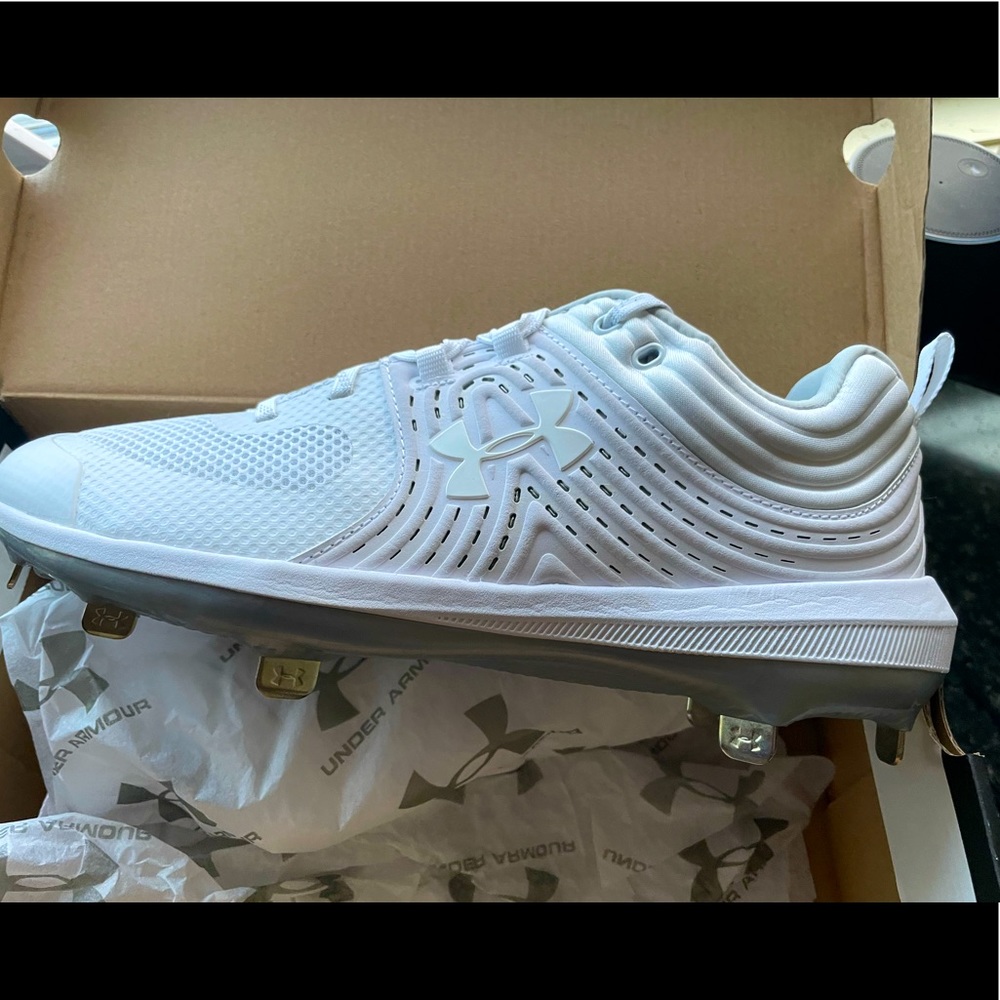 Womens Under Armour Softball Cleats